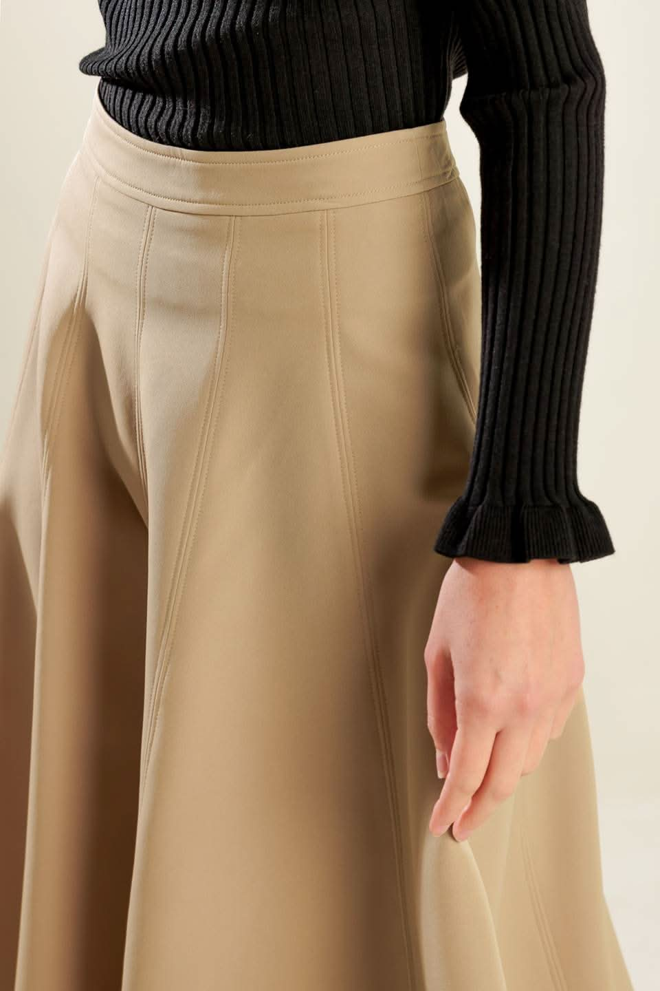 ELEVATED ELEGANCE WOVEN MIDI SKIRT