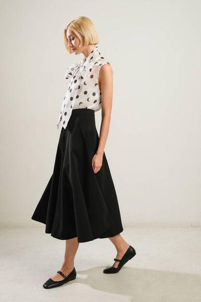 DELICATE TOUCH  WOVEN SKIRT