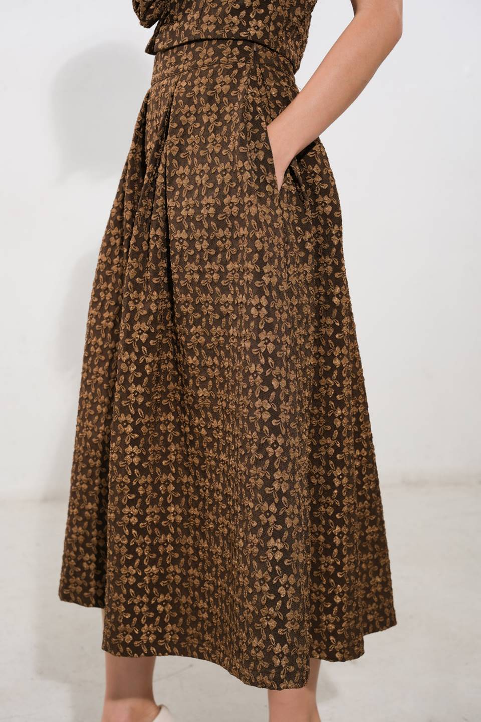 UPGRADED EVENT WOVEN MIDI SKIRT