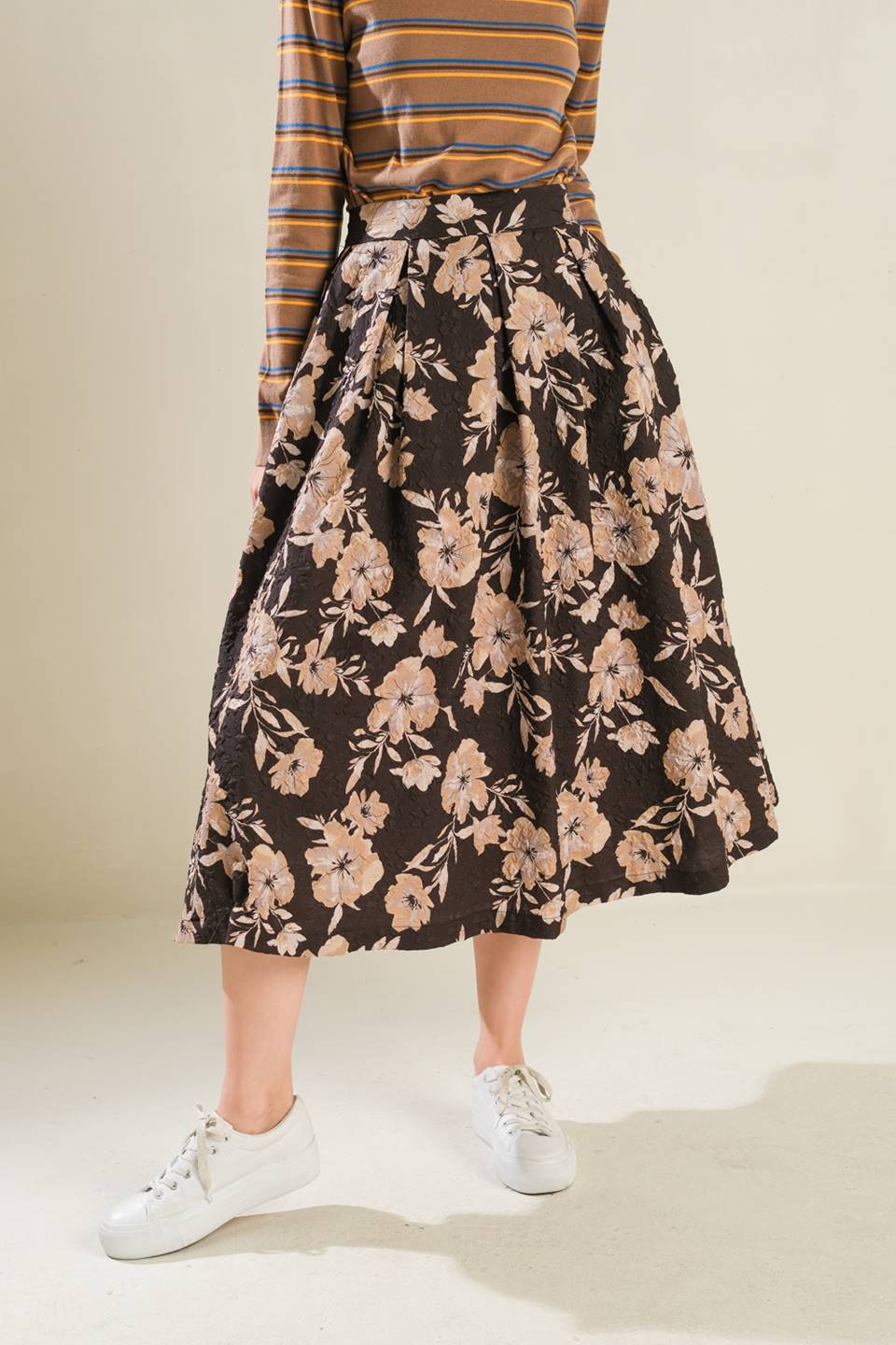 POSH PRESENCE WOVEN MIDI SKIRT Flying Tomato