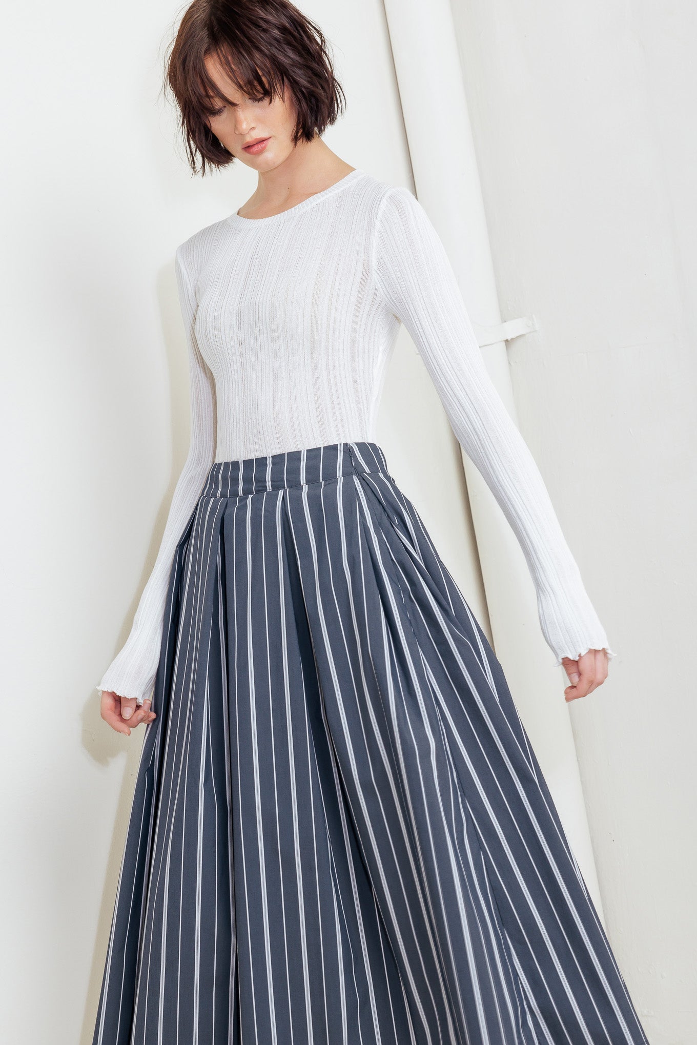 BEHIND THE GRIN WOVEN MIDI SKIRT Flying Tomato