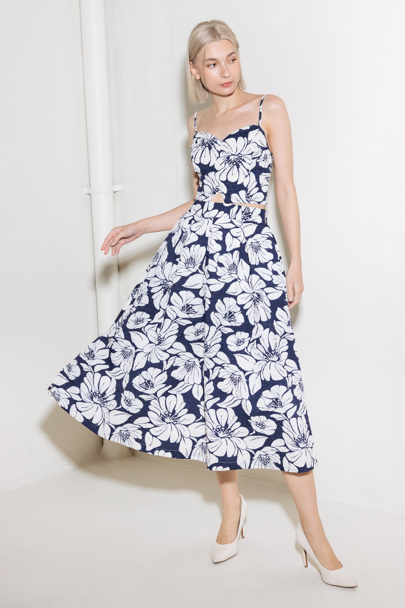 PLAIN OPTIMISM NAVY WOVEN MIDI SKIRT Flying Tomato
