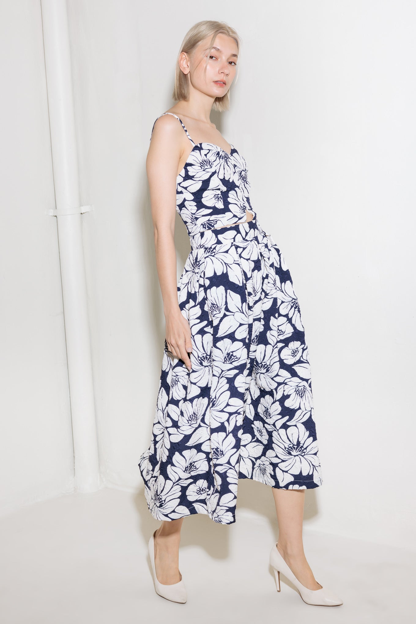 PLAIN OPTIMISM NAVY WOVEN MIDI SKIRT Flying Tomato