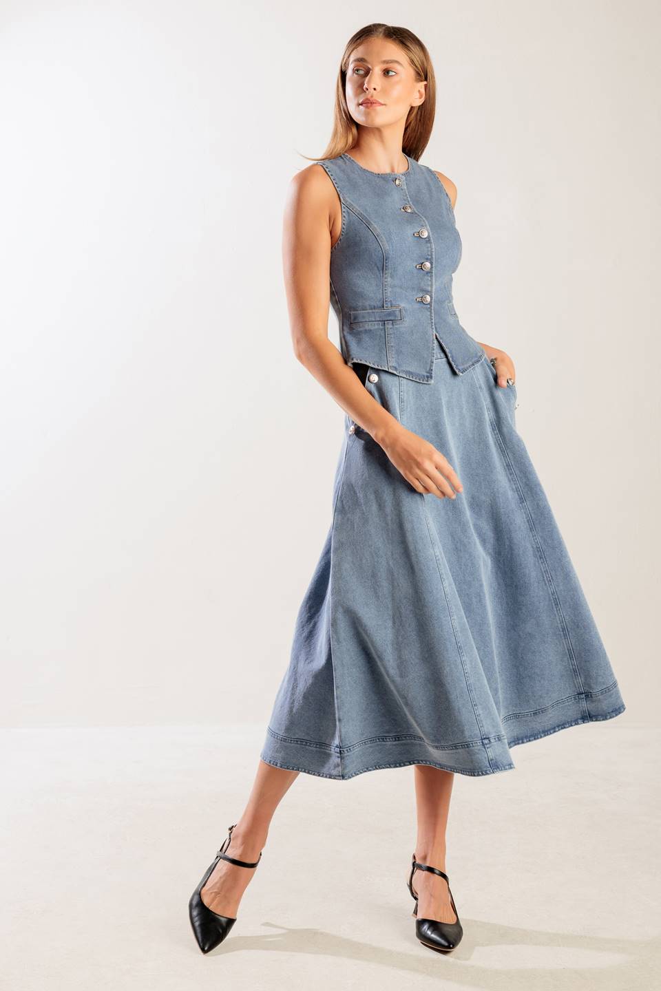 AT FIRST GLANCE DENIM MIDI SKIRT Flying Tomato