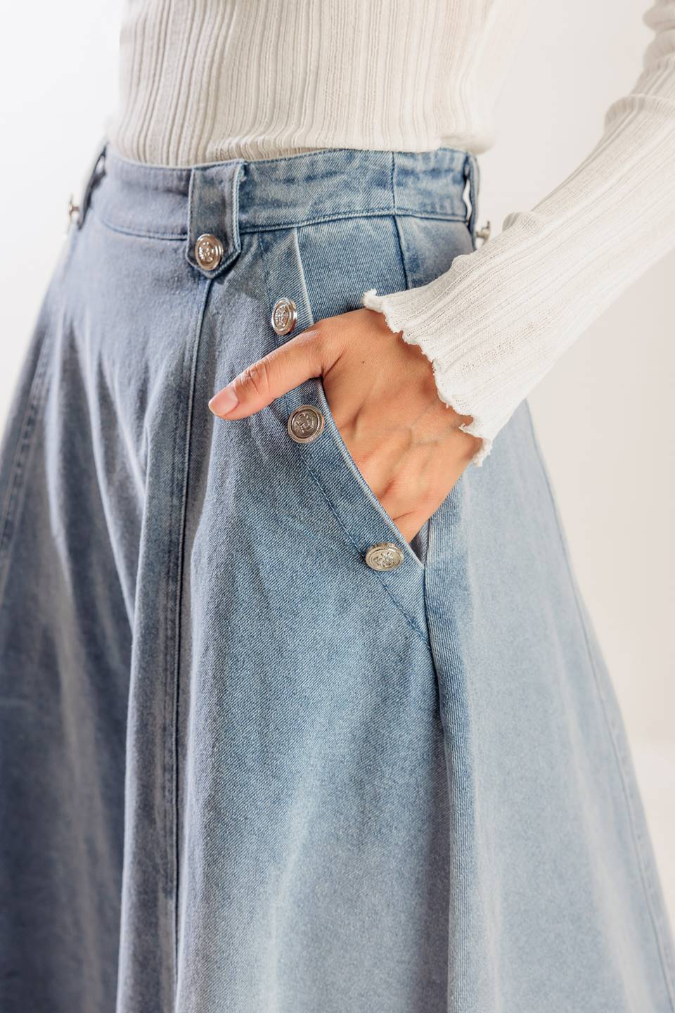AT FIRST GLANCE DENIM MIDI SKIRT Flying Tomato
