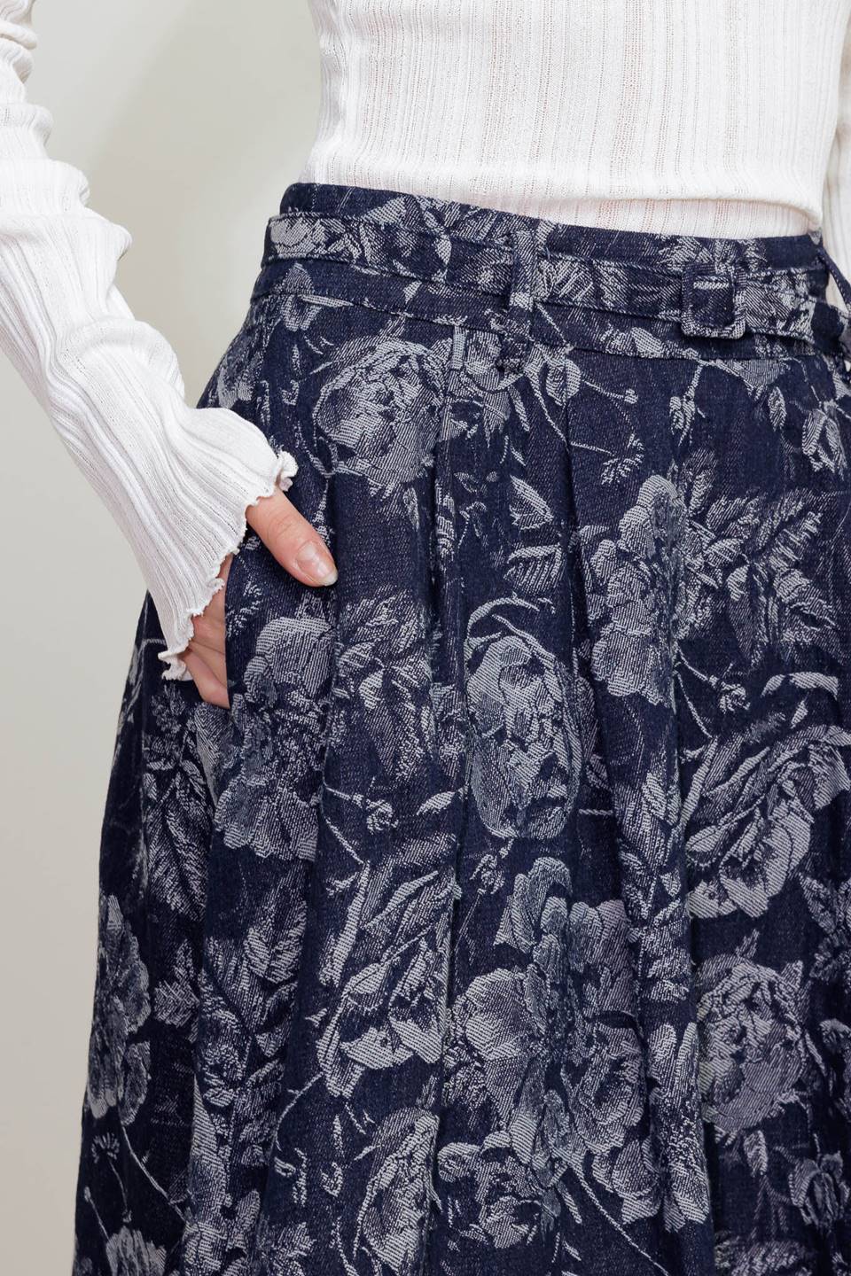 URBAN MUSE JACQUARD DENIM SKIRT Flying Tomato