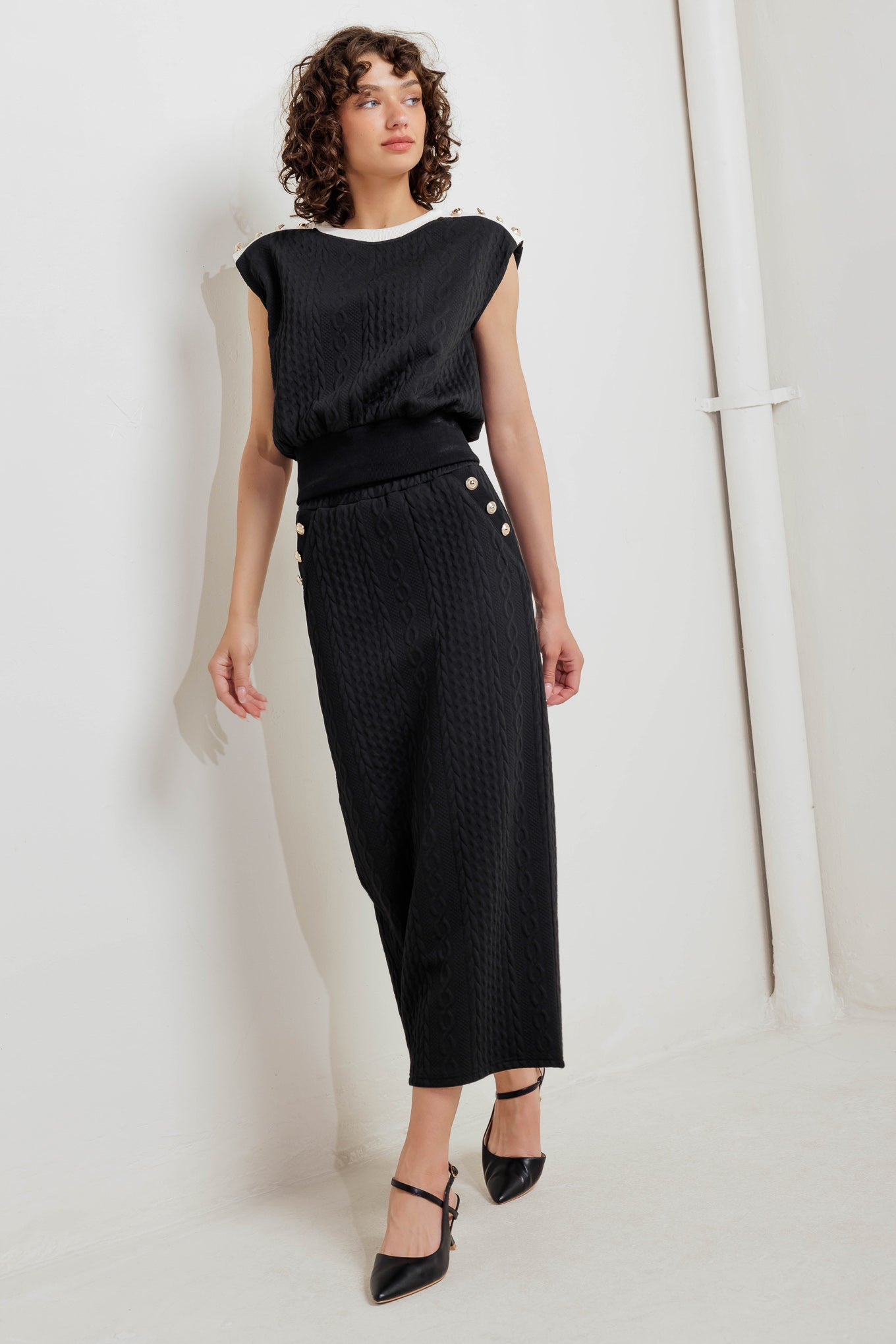 URBAN LUXE COMMAND KNIT MIDI SKIRT Flying Tomato