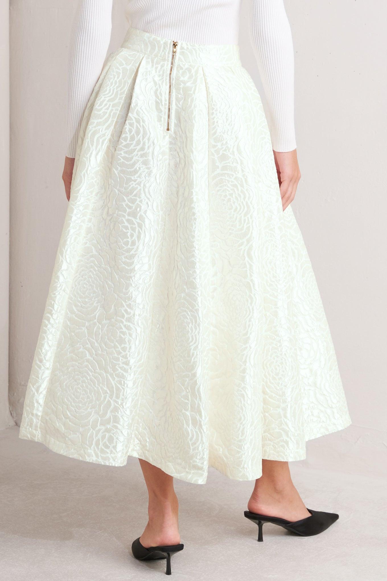 Flying Tomato Rosé Texture Woven Full Midi Skirt, a close-up revealing the intricate woven fabric detail and quality.
