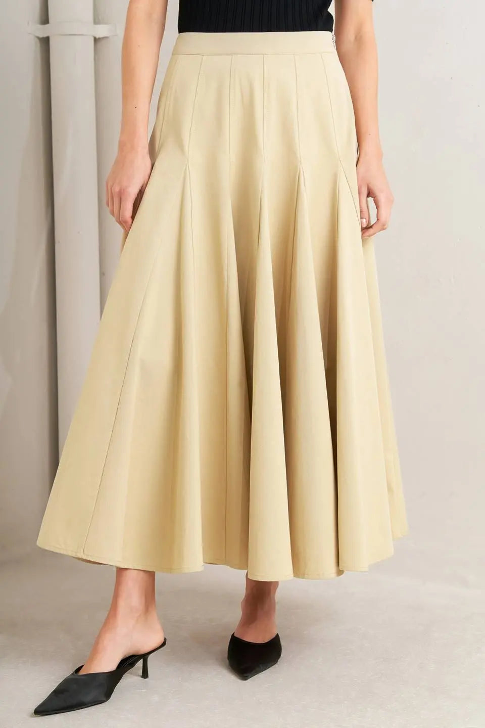 PALE FRAME WOVEN TAUPE CIRCLE SKIRT Flying Tomato