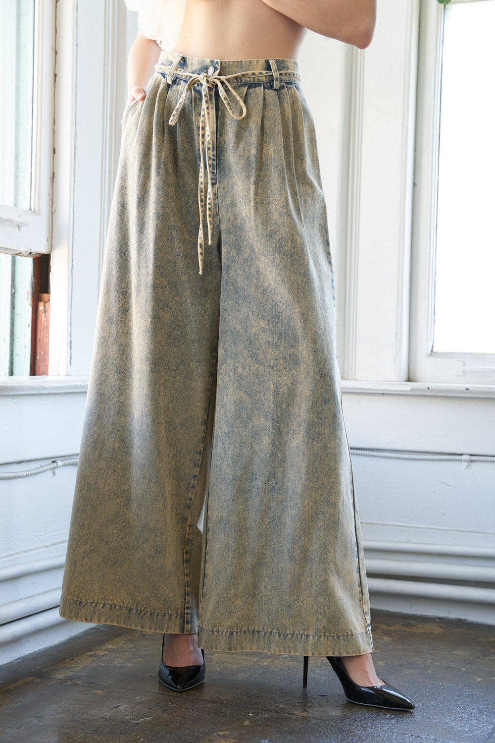 PASSING THOUGH DENIM PANTS Flying Tomato