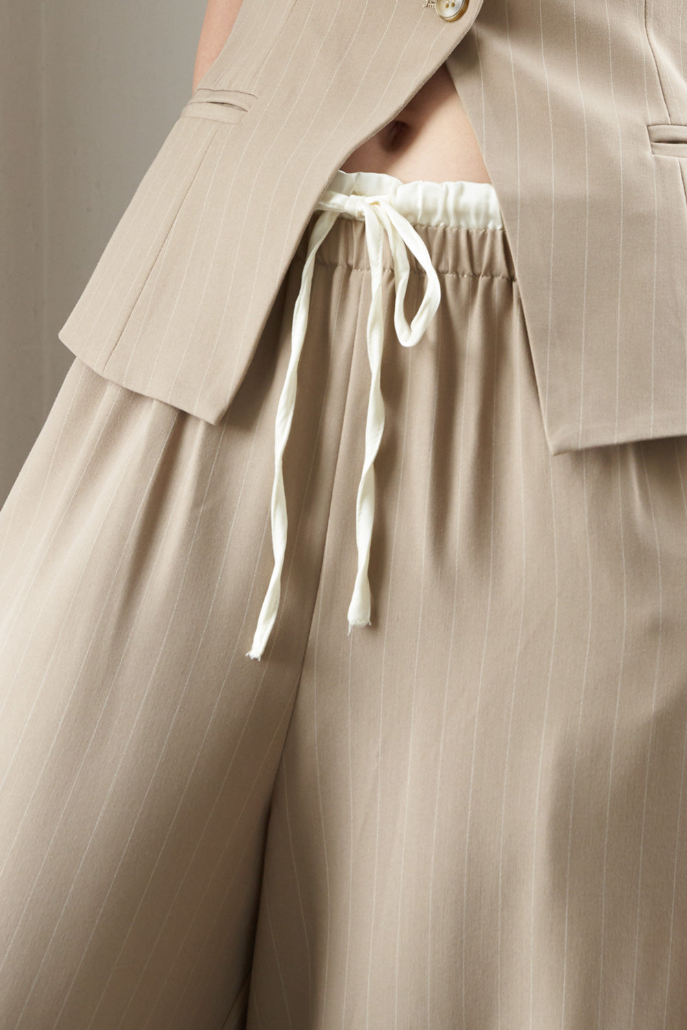 DAY IN THE LIFE WOVEN PANTS Flying Tomato