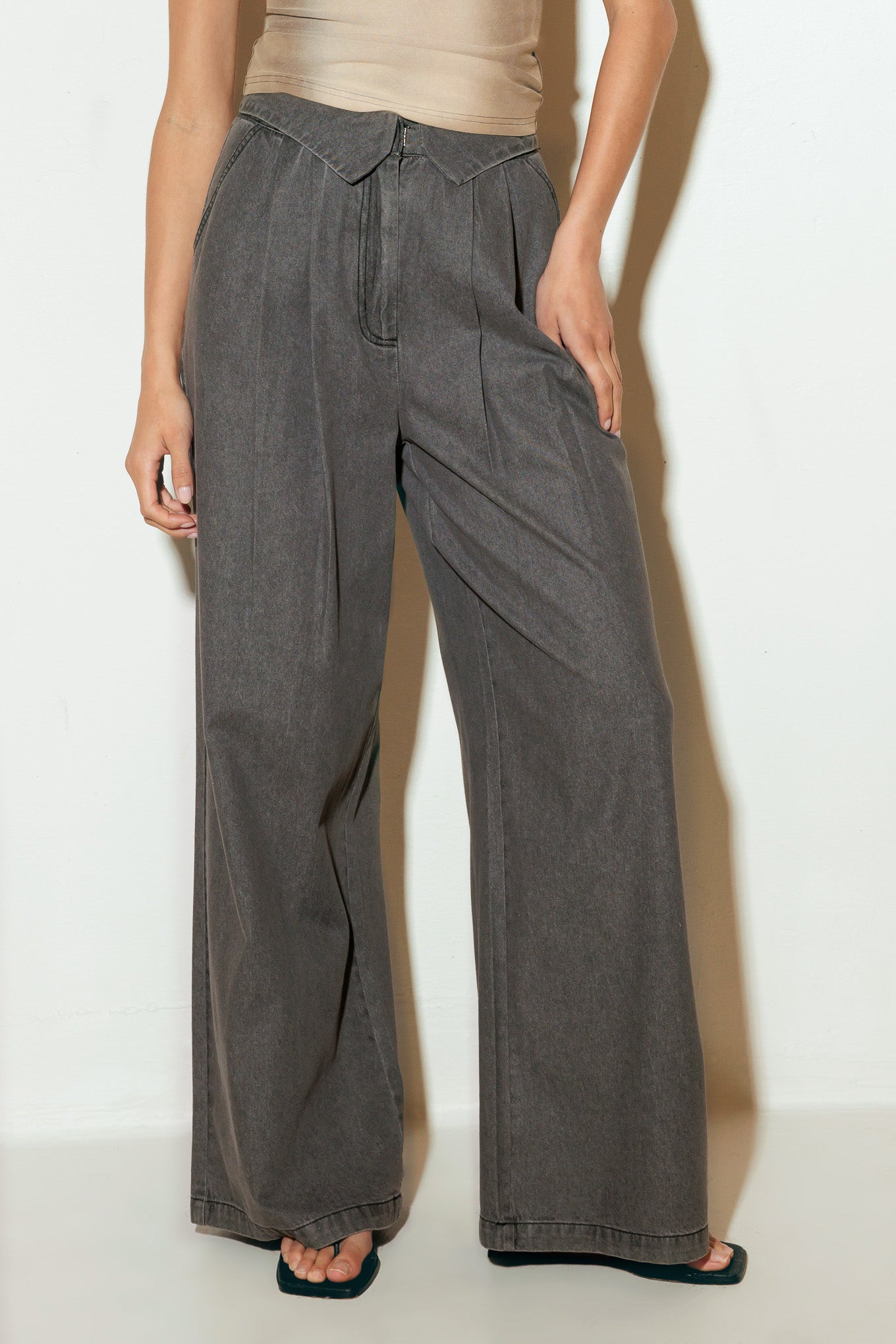 WEEKEND WANDERER DENIM PANTS Flying Tomato