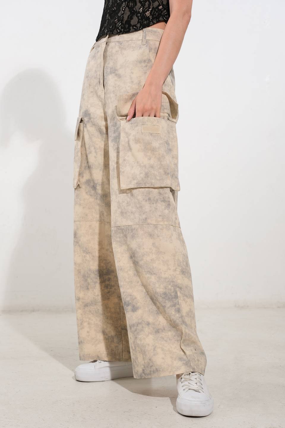 IN THE SPOTLIGHT WOVEN PANTS Flying Tomato