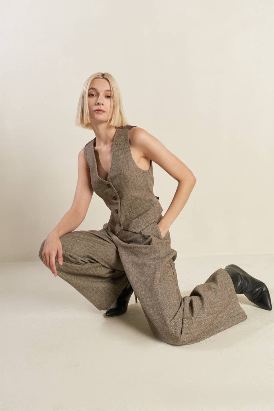 VIBRANT DAZE WOOLEN PANTS Flying Tomato