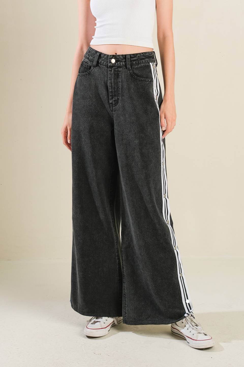 ELEGANT ELEVATION DENIM PANTS