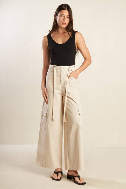 Colette Dream Woven Pants With Cargo Pockets And Belt