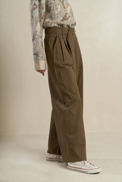 ELEGANCE UNVEILED WOVEN PANTS