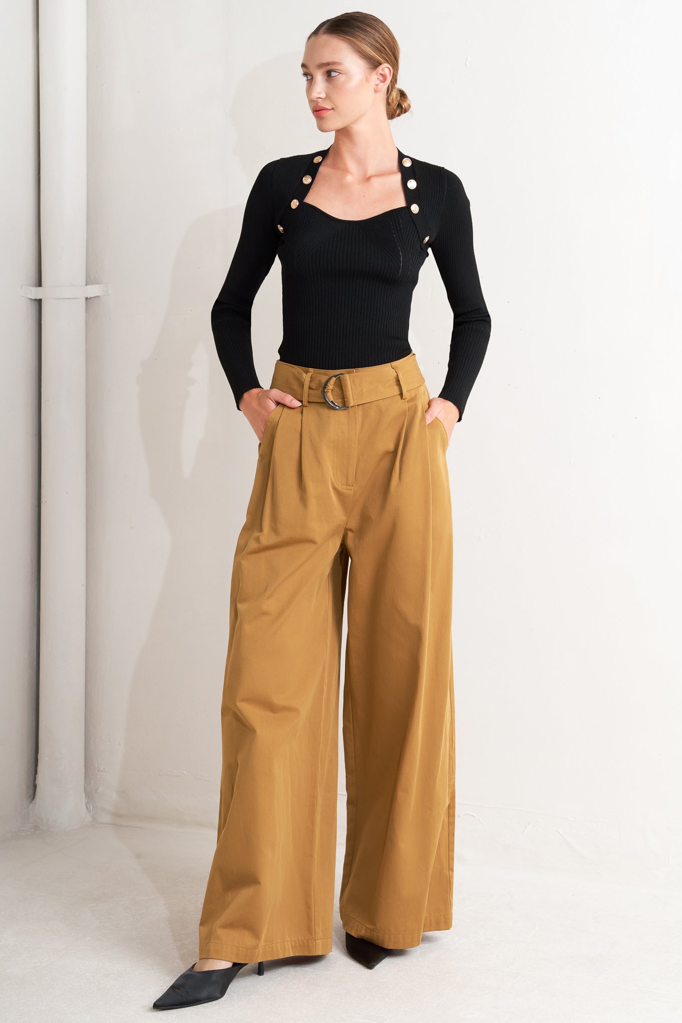 ELEGANCE UNVEILED WOVEN PANTS Flying Tomato