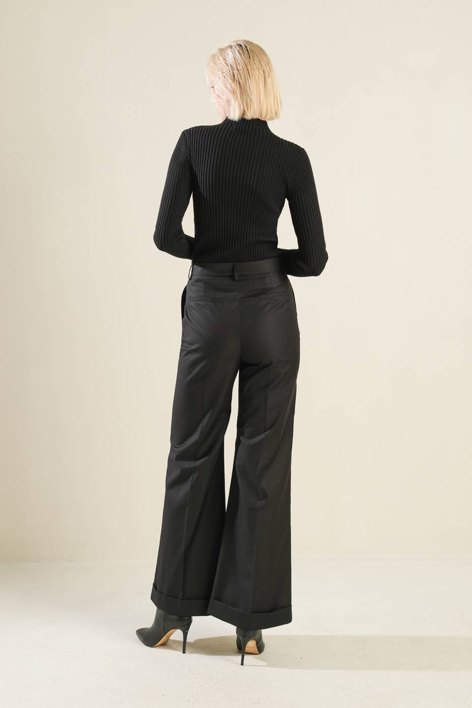 FALLING DEEPER WOVEN PANTS Flying Tomato