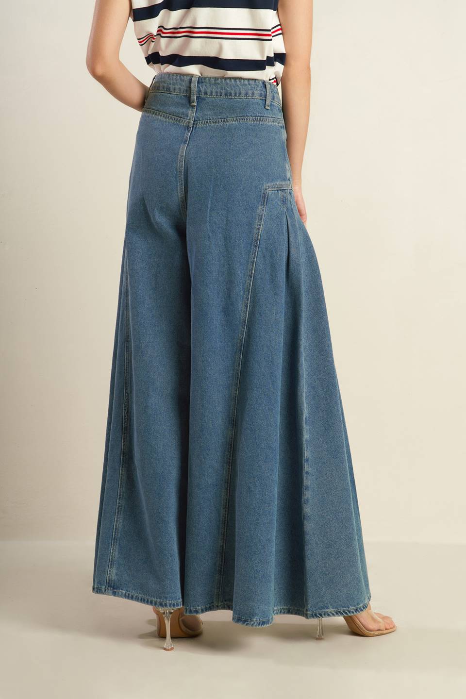 Effortless Edge Denim Pants for Stylish Comfort Wear