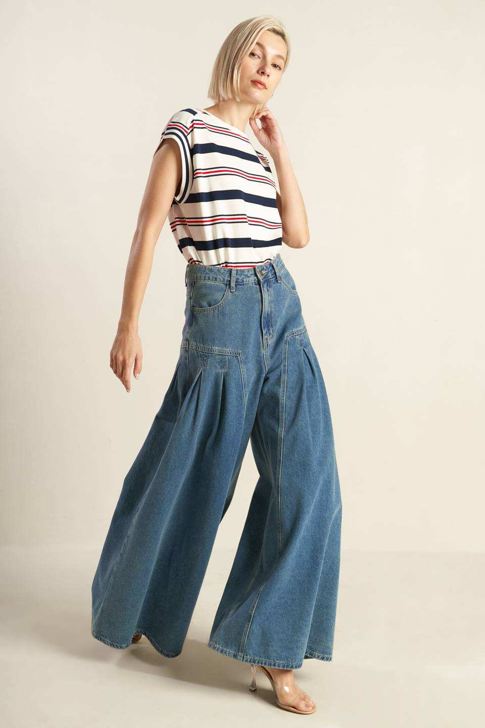 Effortless Edge Denim Pants for Stylish Comfort Wear