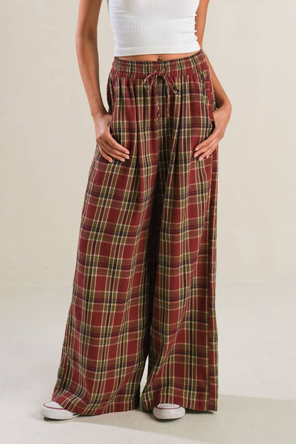 TIMELESS CHARM WOVEN PANTS