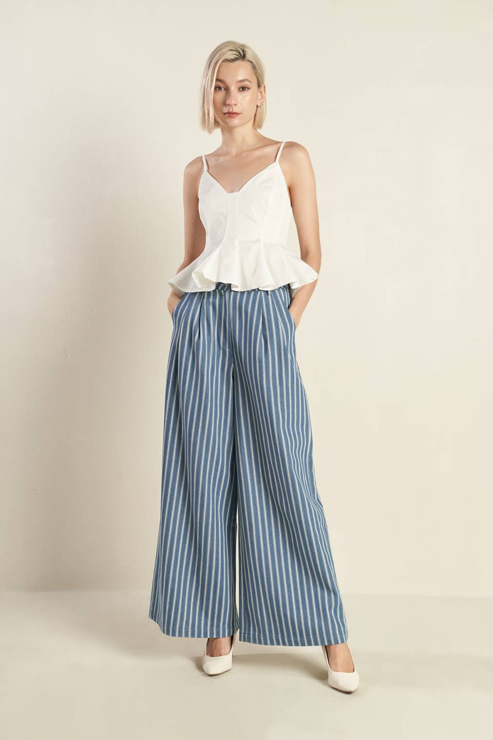 FRAMES OF BLISS WOVEN PANTS Flying Tomato