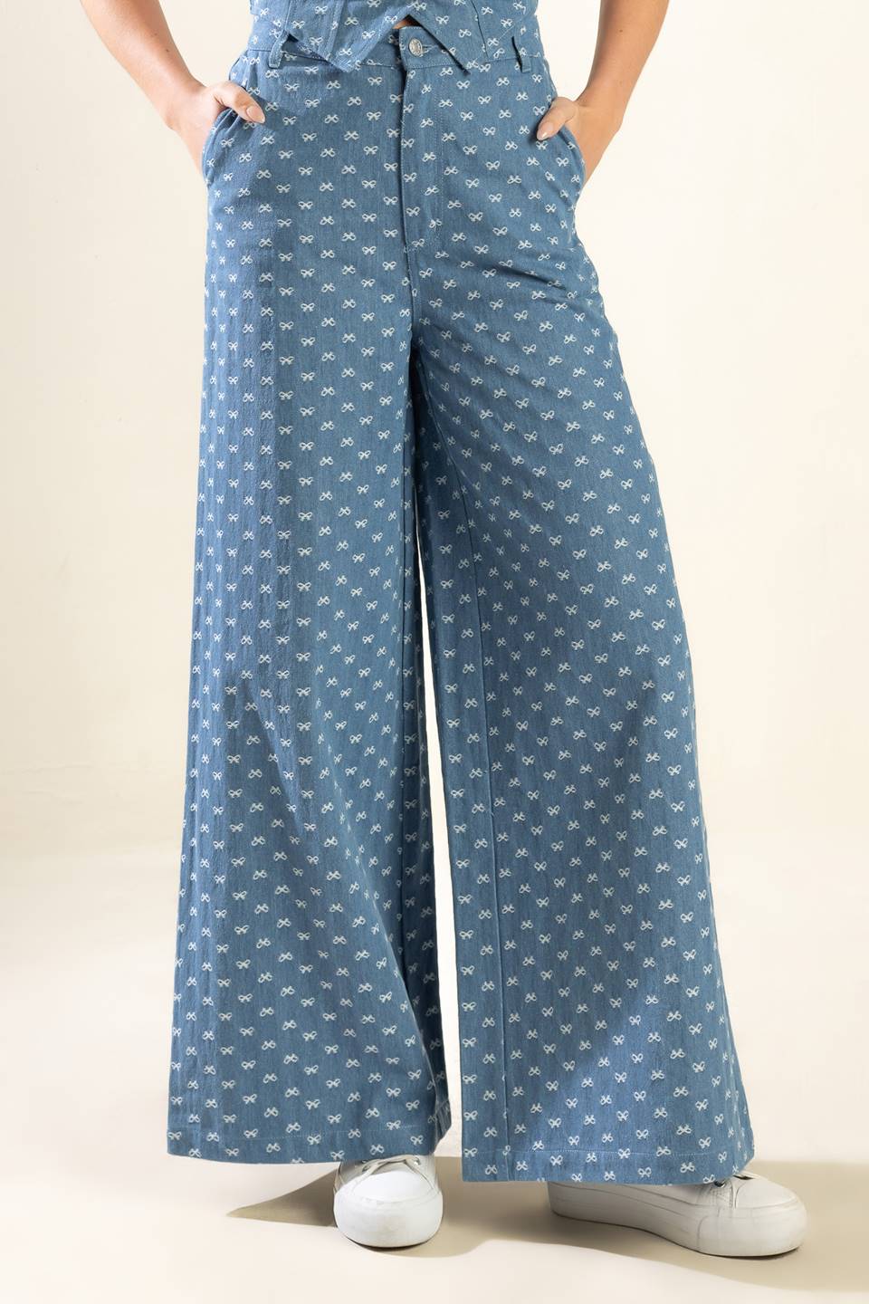 Mimosa Morning Woven Pants with Bow Embroidery Detail