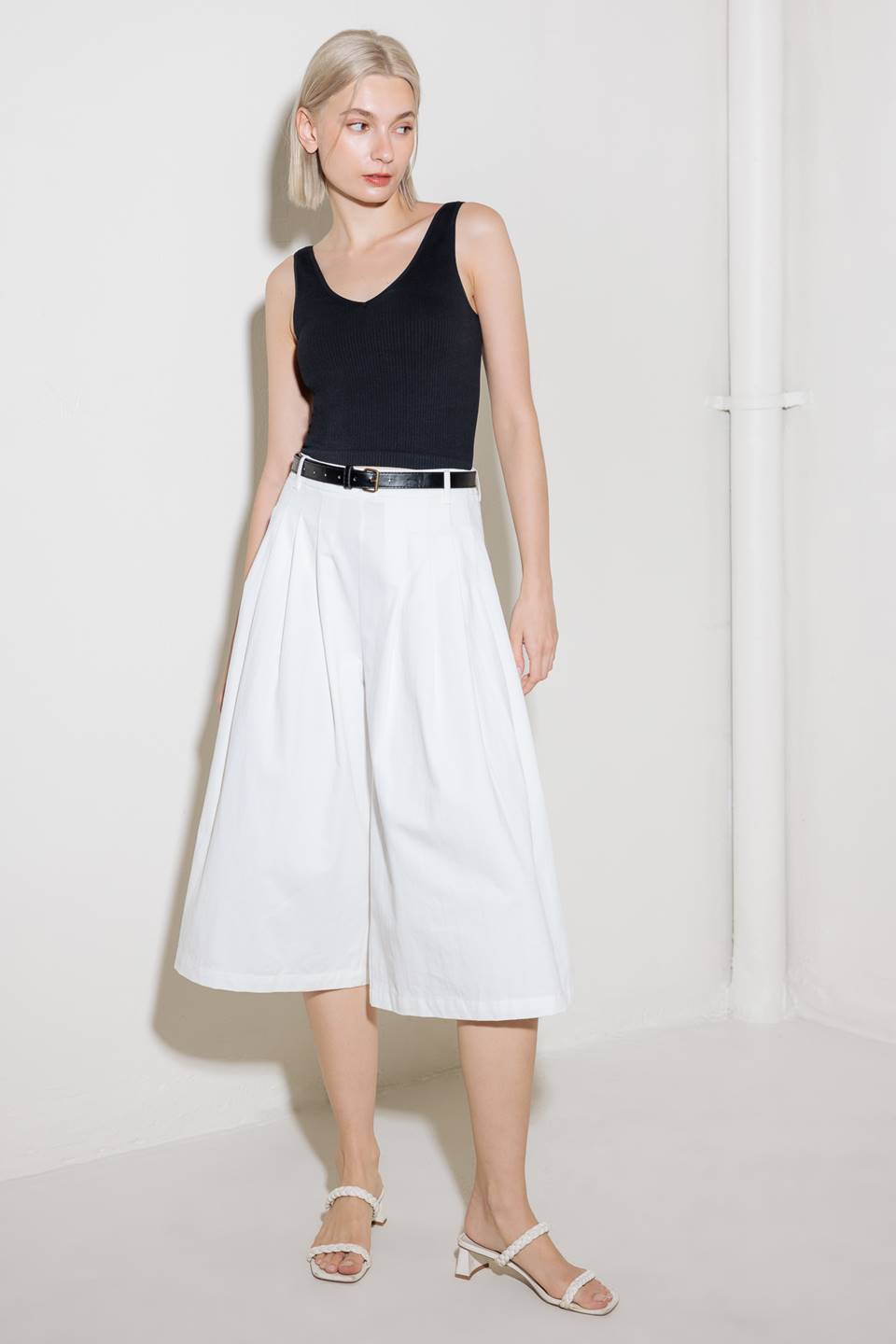 LUMINOUS GRACE WHITE WOVEN CULOTTE PANTS Flying Tomato