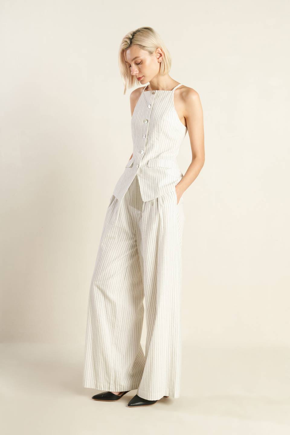 LEAD THE WAY WOVEN SEESUCKER PANTS Flying Tomato