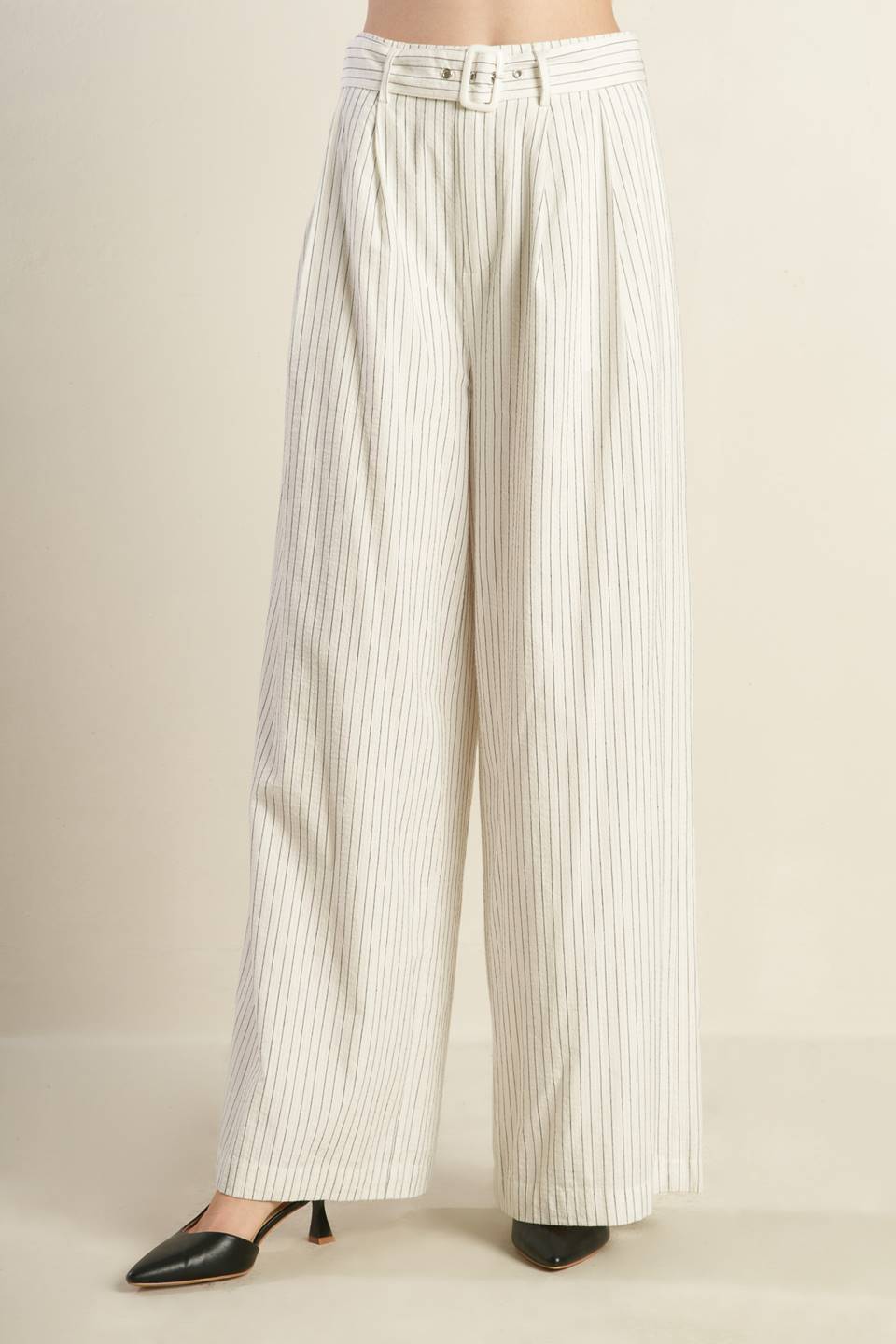 LEAD THE WAY WOVEN SEESUCKER PANTS Flying Tomato