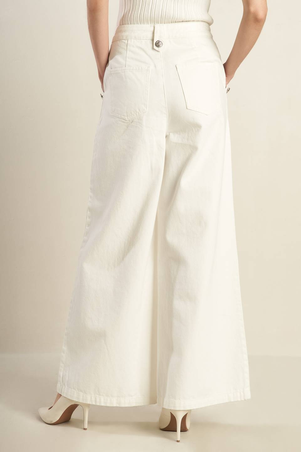 SOFT TONE WIDE-LEG PANTS