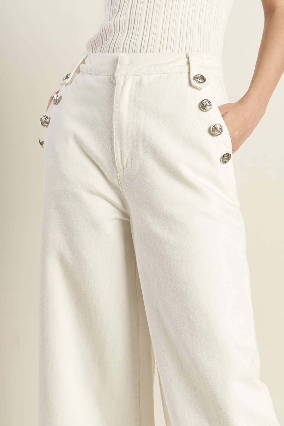 SOFT TONE WIDE-LEG PANTS