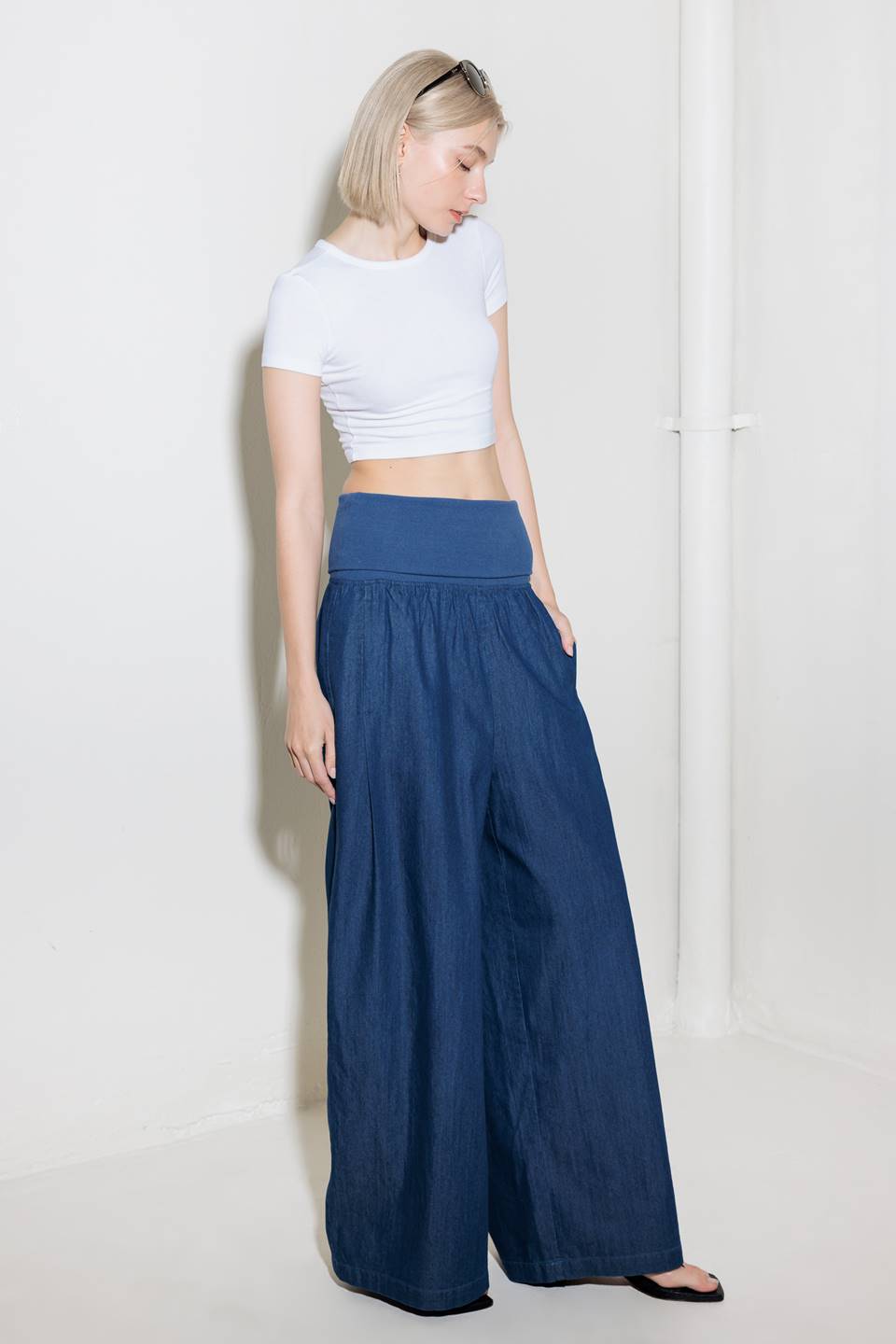 WALK EASY IN INDIGO DENIM PANTS Flying Tomato