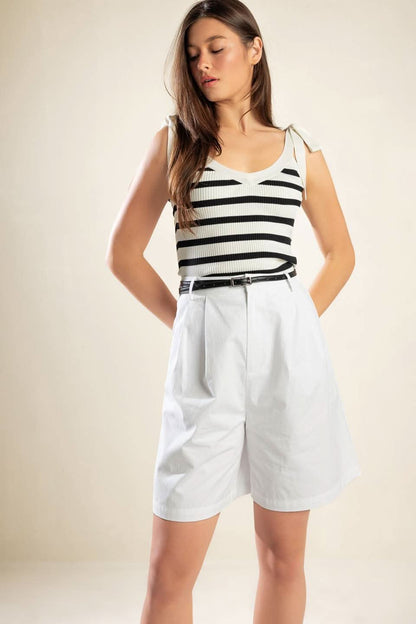 URBAN ADVENTURE WOVEN BERMUDA SHORTS