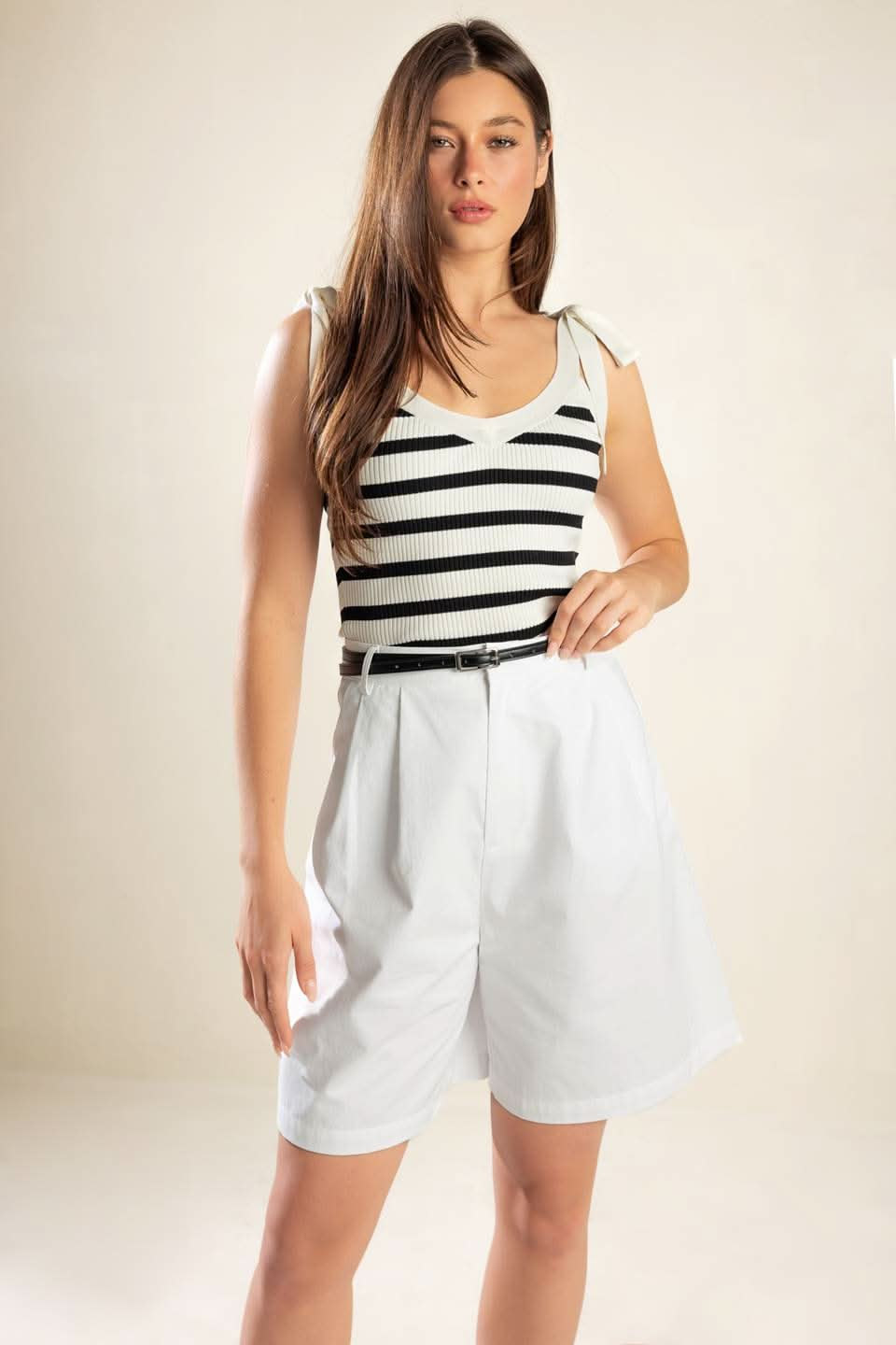 URBAN ADVENTURE WOVEN BERMUDA SHORTS