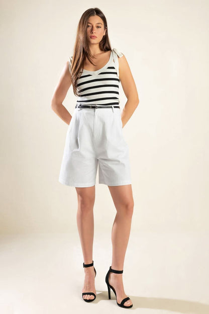 URBAN ADVENTURE WOVEN BERMUDA SHORTS