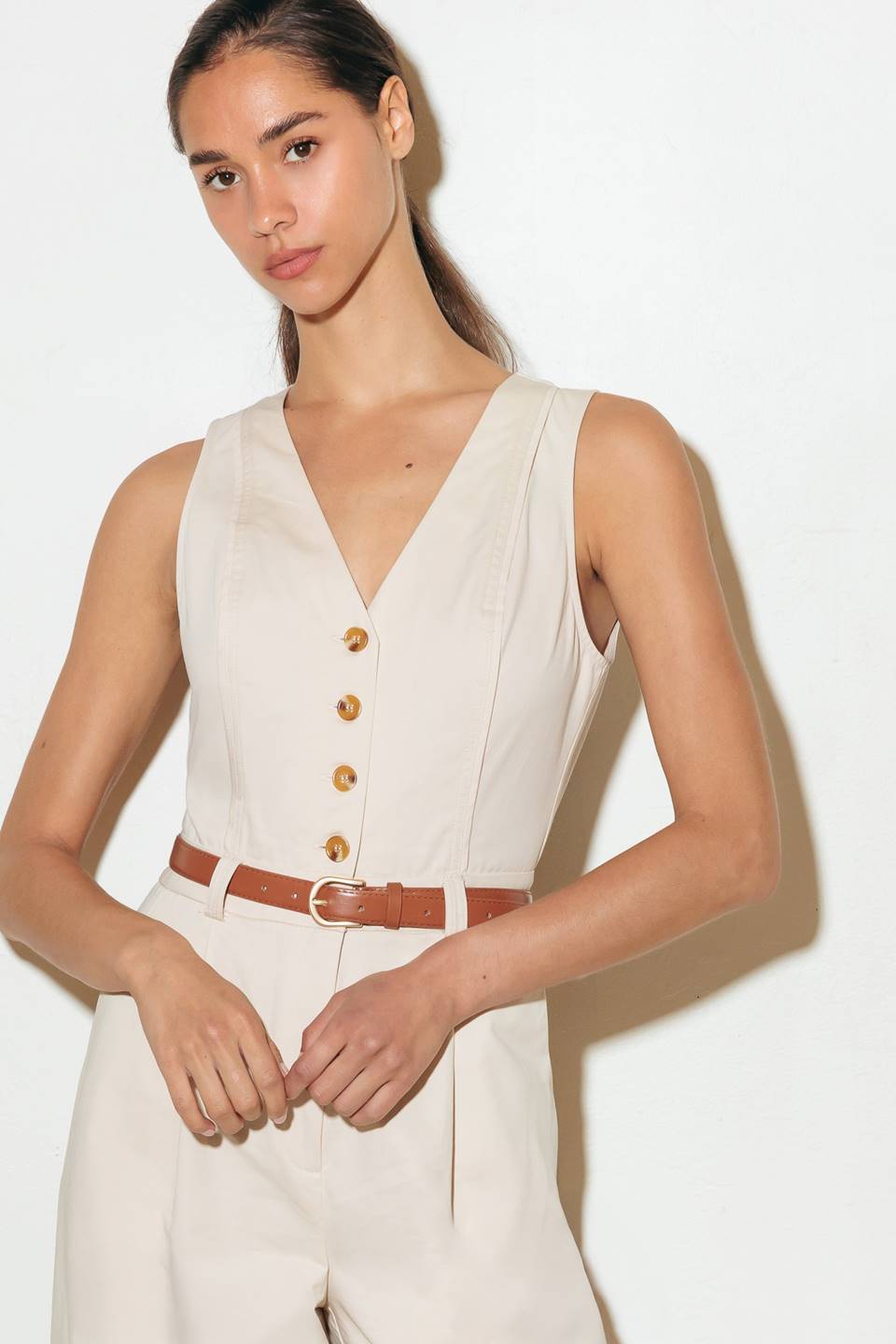 EVERYDAY ESSENTIAL WOVEN JUMPSUIT Flying Tomato