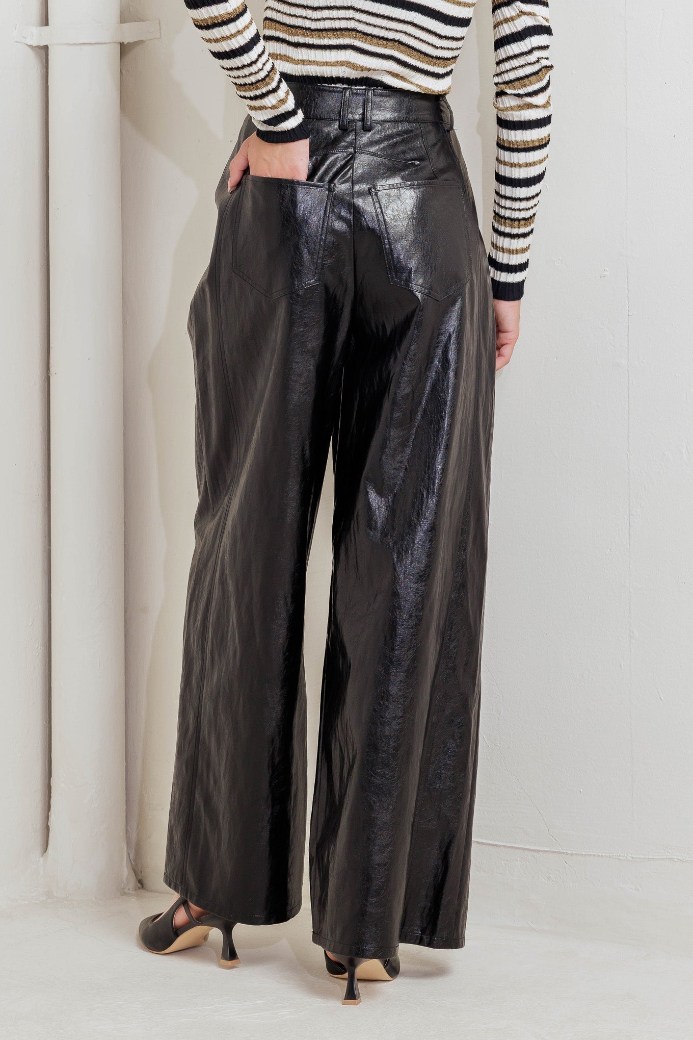 GLOSSY CITY STRIPES FAUX LEATHER PANTS Flying Tomato