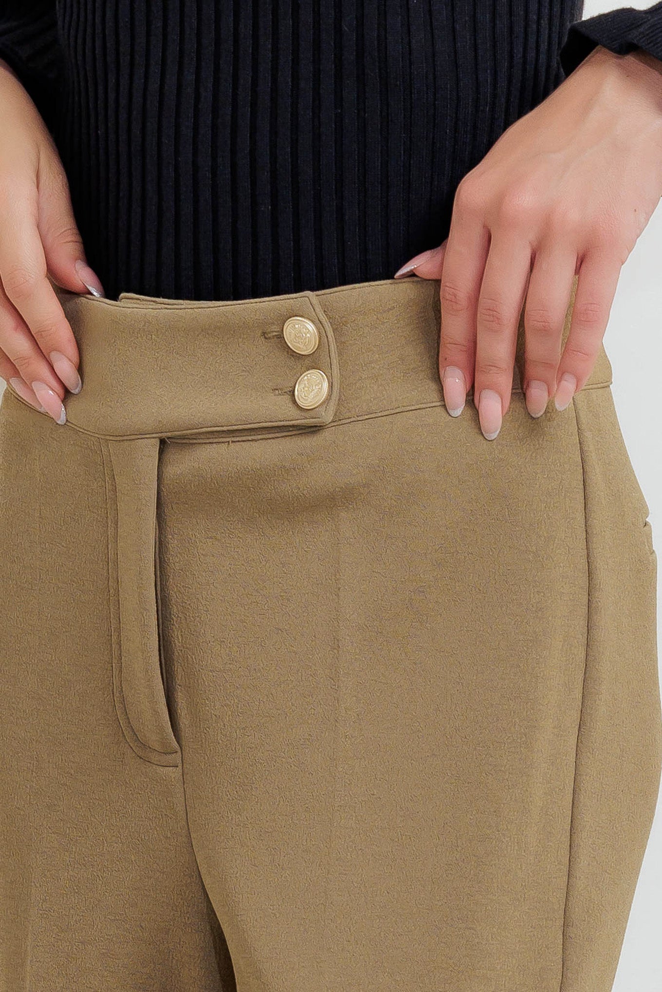 RUNWAY TO REALWAY KNIT PANTS Flying Tomato