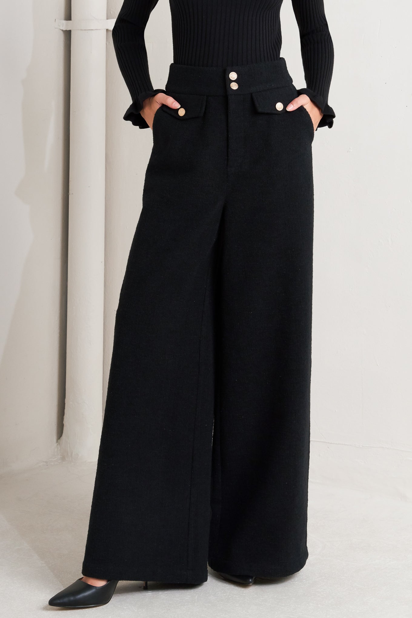 Prestige Volume Black Woven Pants With Front Closure And Wide Leg Matching Vest Flying Tomato