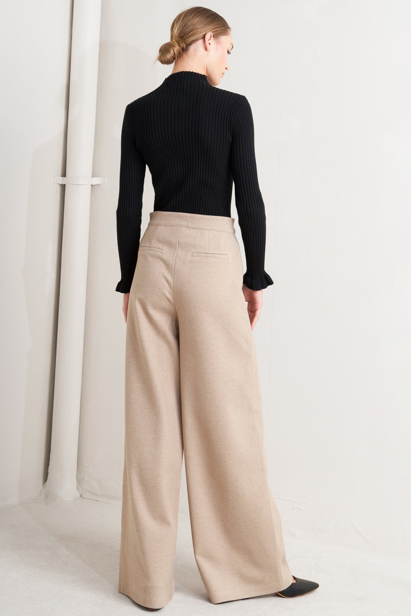 MODERN CORSET MOCHA KNIT PANTS Flying Tomato
