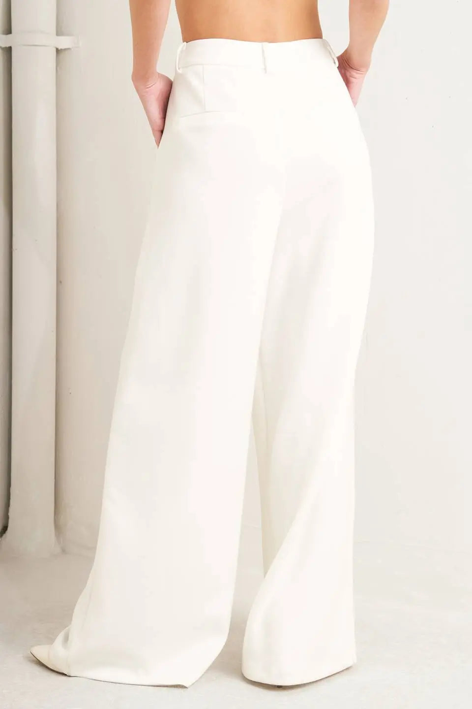 Pure Elegance Solid Woven Pants With Front Closure And Wide Leg Flying Tomato
