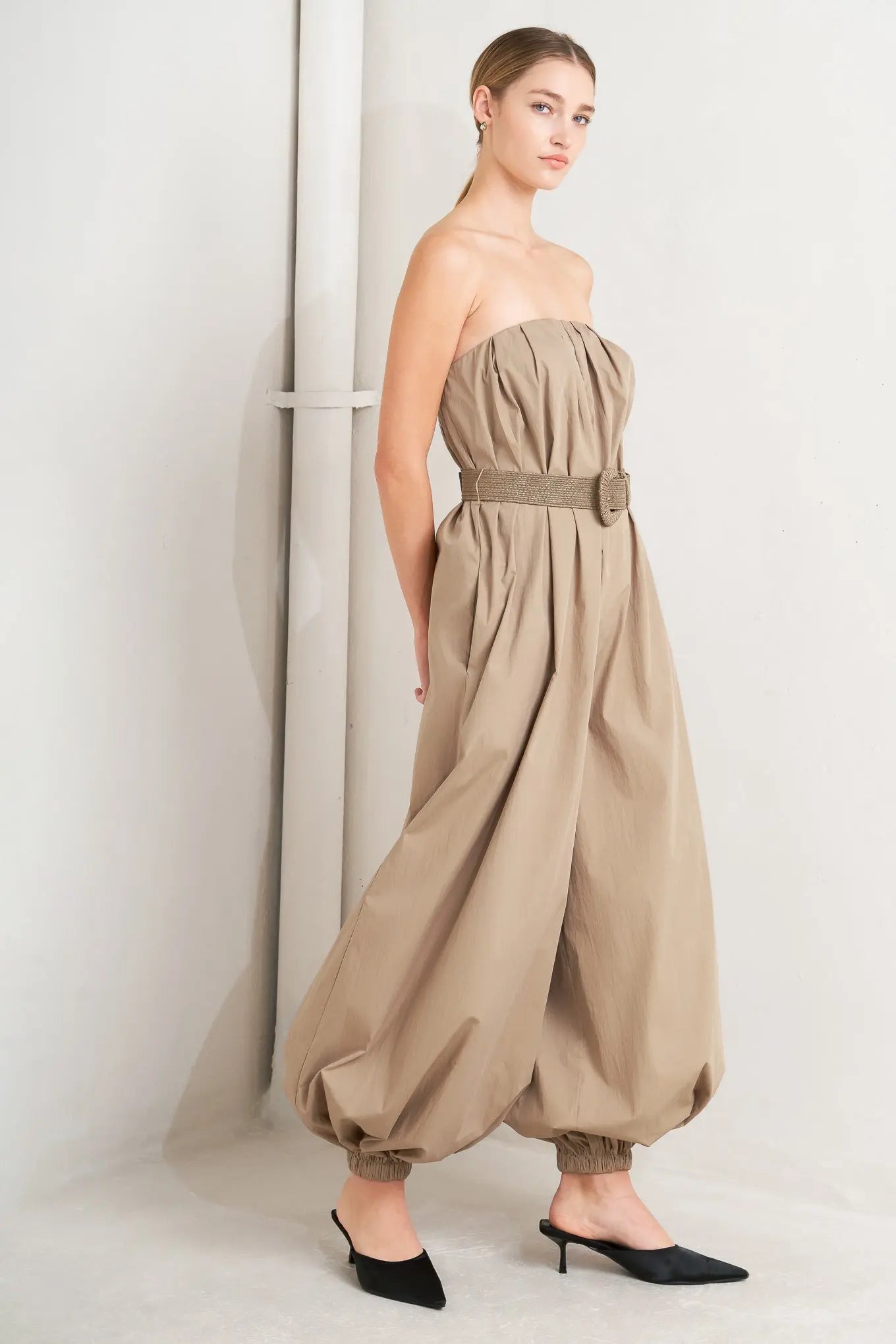 QUIET SENSUALITY WOVEN JUMPSUIT Flying Tomato