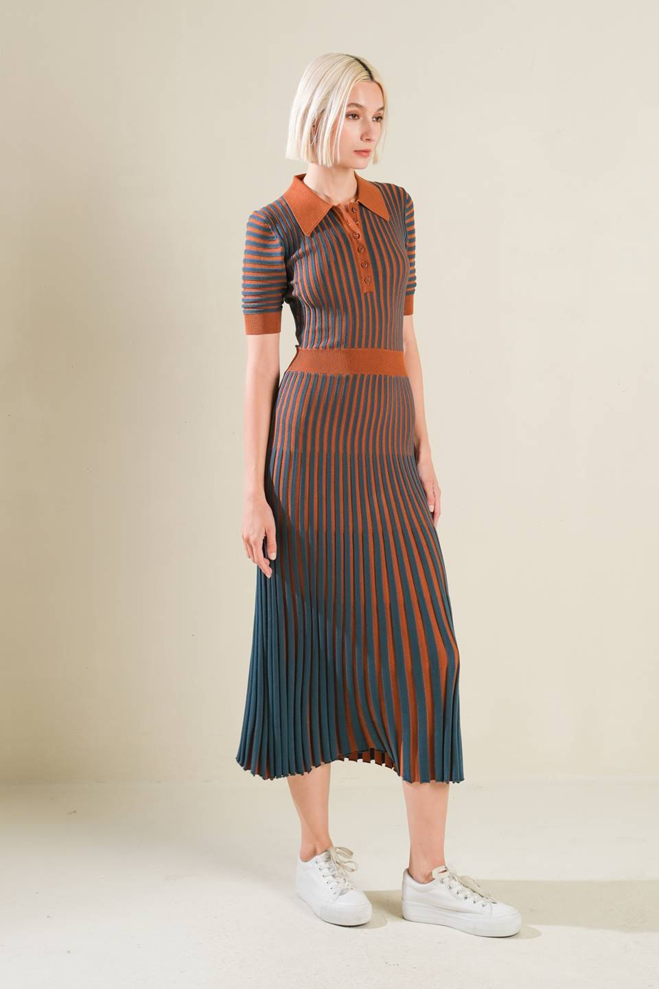 LUXE LIVING SWEATER MIDI DRESS Flying Tomato