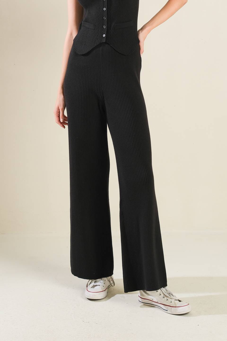 REGAL RISE BLACK KNIT PANTS