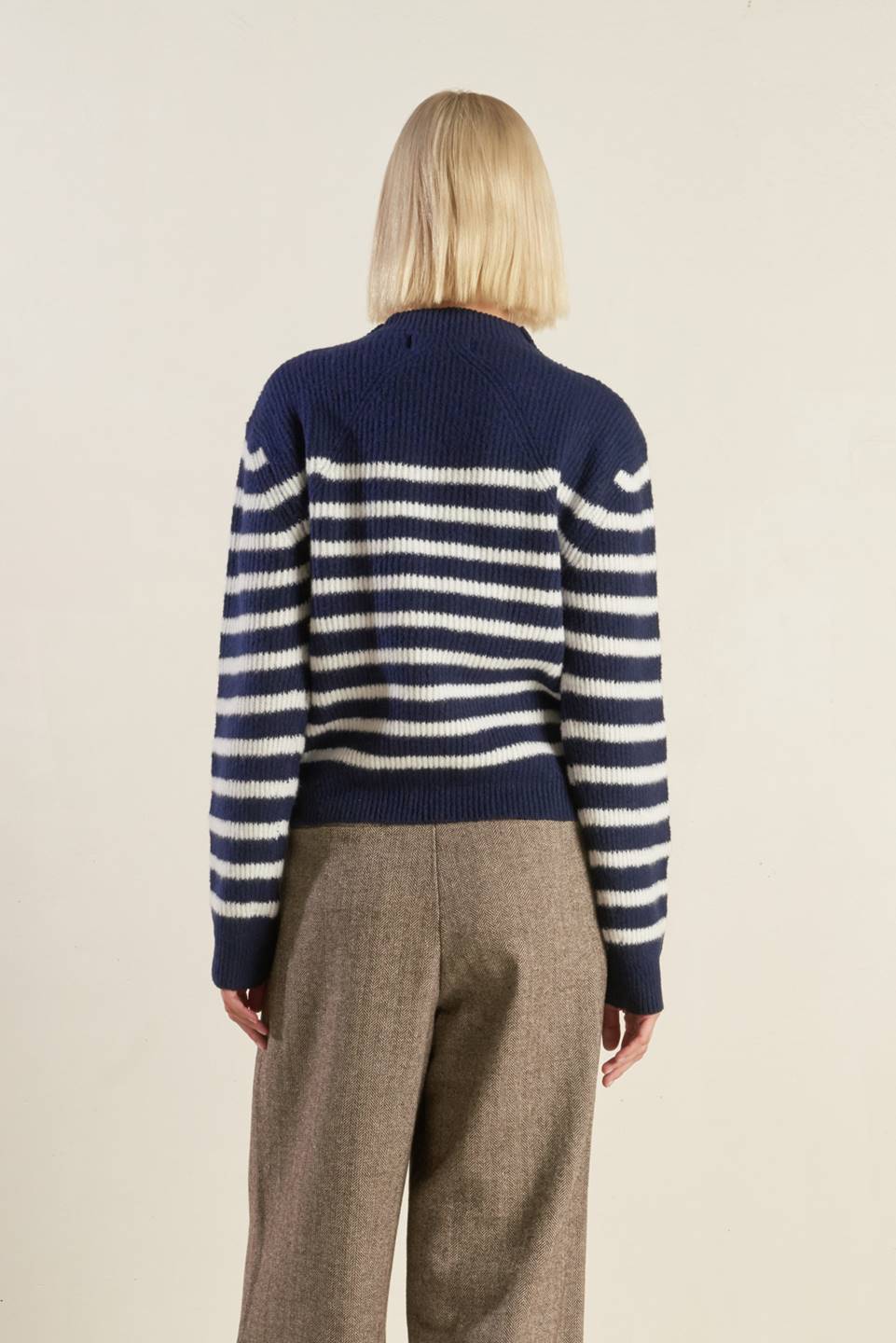 BEHIND THE SCENES PULLOVER SWEATER TOP Flying Tomato