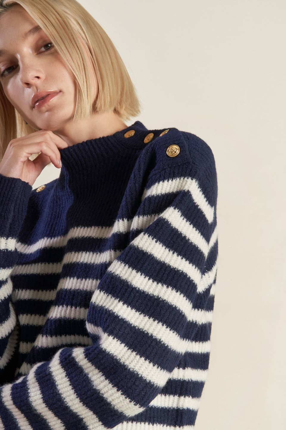 BEHIND THE SCENES PULLOVER SWEATER TOP Flying Tomato
