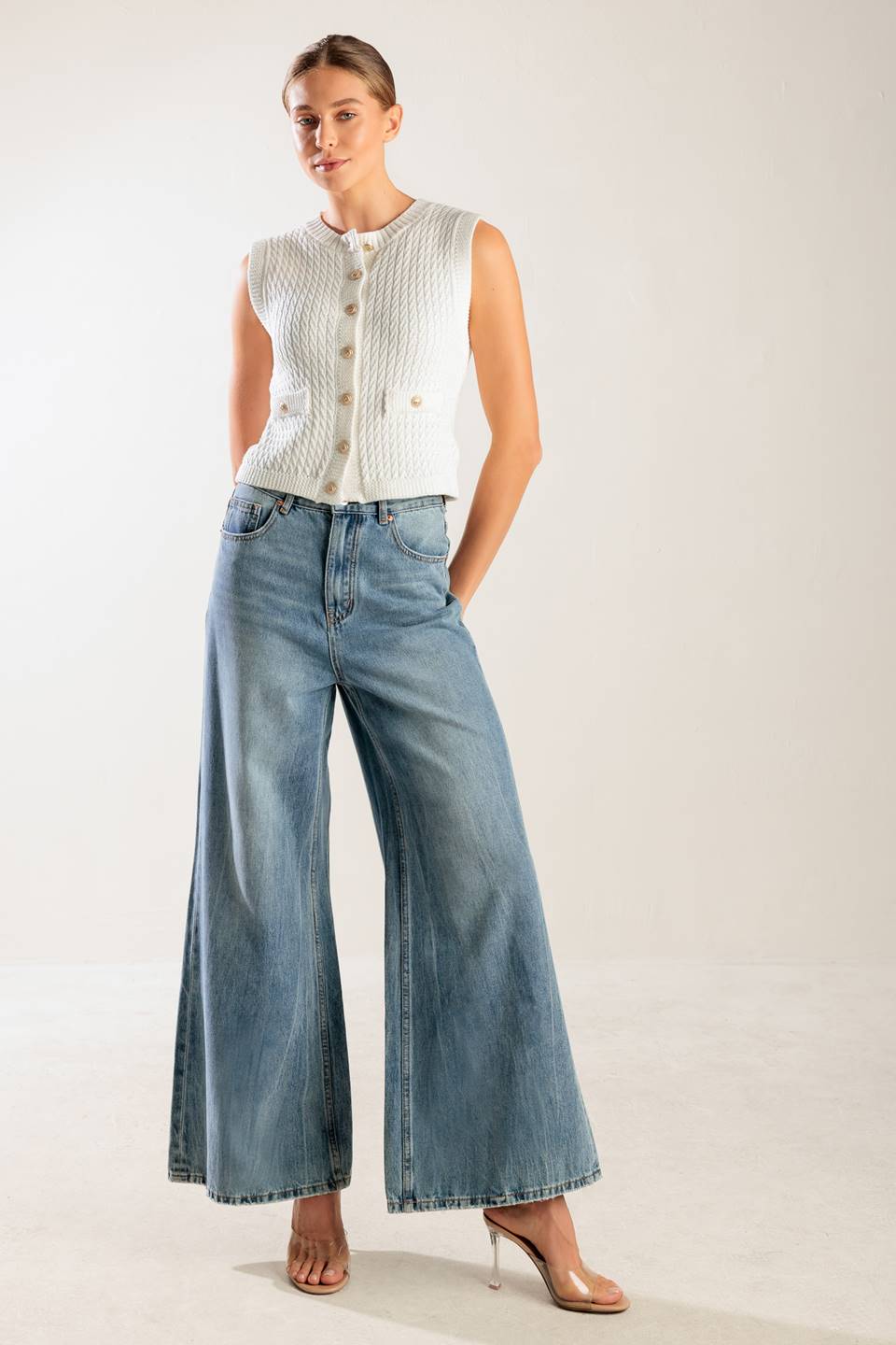NOTHING LIKE IT WHITE KNIT VEST Flying Tomato