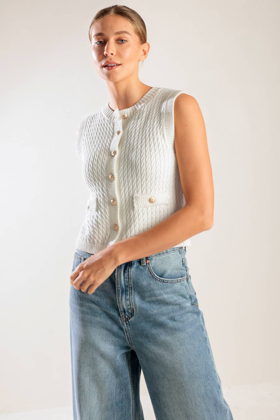 NOTHING LIKE IT WHITE KNIT VEST Flying Tomato